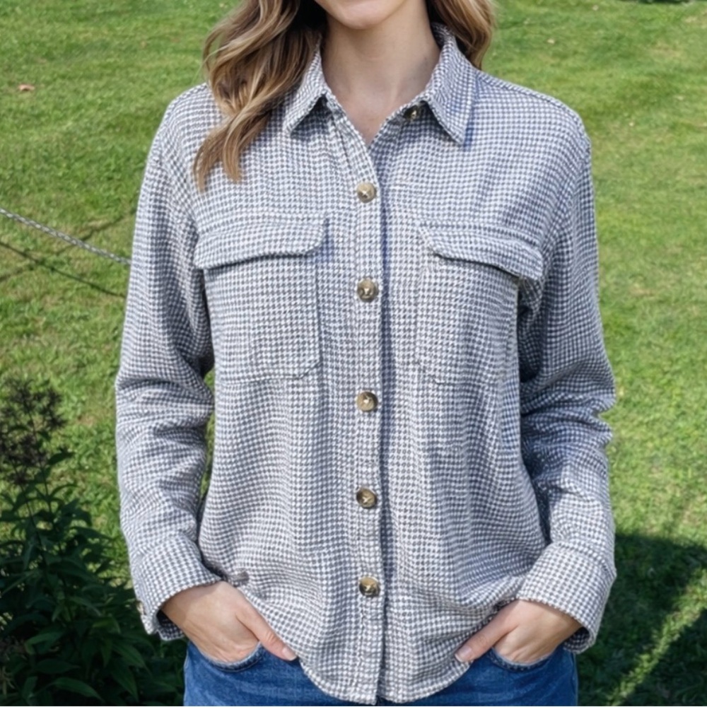 -Hollister Boyfriend Fit Flannel Button Down Shirt/Shacket Hand Pockets Women S